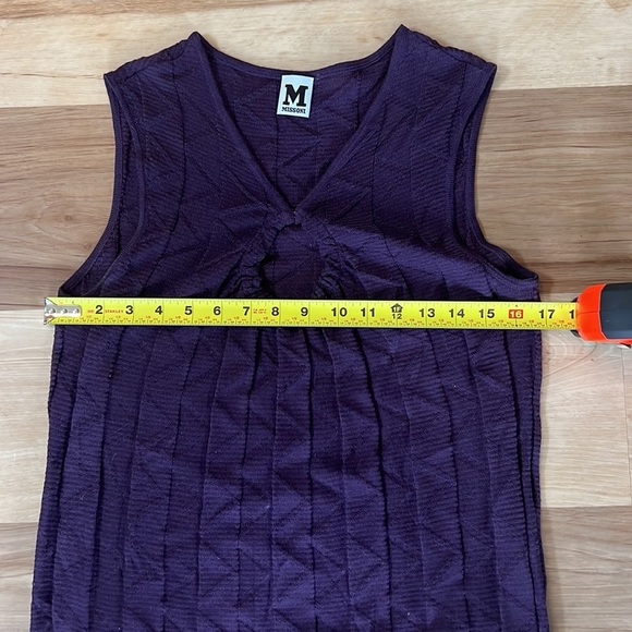 Missoni. Gorgeous keyhole top. Beautiful color. No flaws to mention ss 4 - Picture 5 of 6